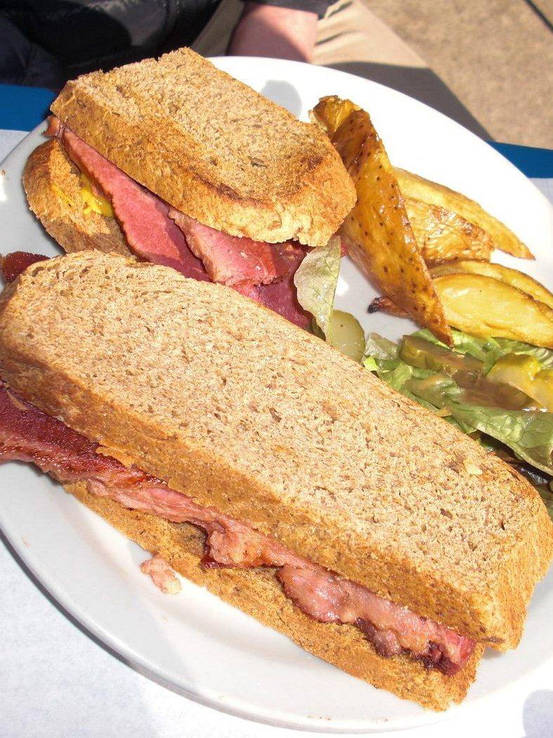 Sándwich de pastrón